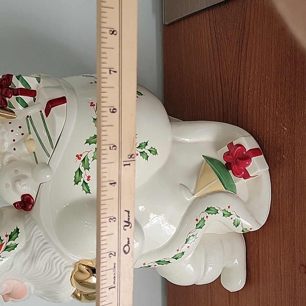 Vintage 1999 Lenox Holiday Collection Santa Skates Cookie Jar - Picture 12 of 13